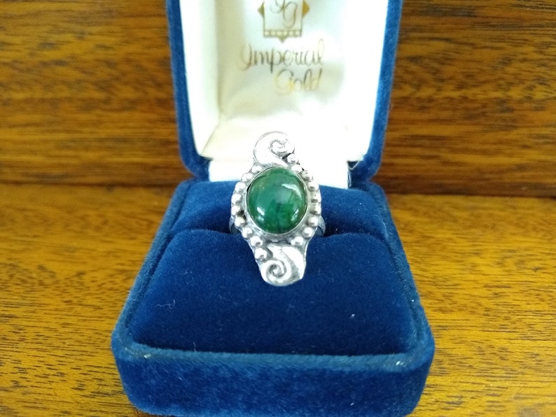 Size 5 Vintage Mexican Malachite and Sterling Silver Ring