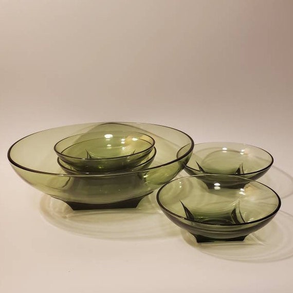 Hazel Atlas Salad Bowl Set Green Glass Serving Bowls Set of 5 One Large Four Small Vintage Dining Etsy Canada