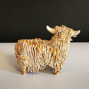 Scottish Highland Cow Spagetti Bull Figurine Castle Wynd Scotland Ceramic Bovine Ornament