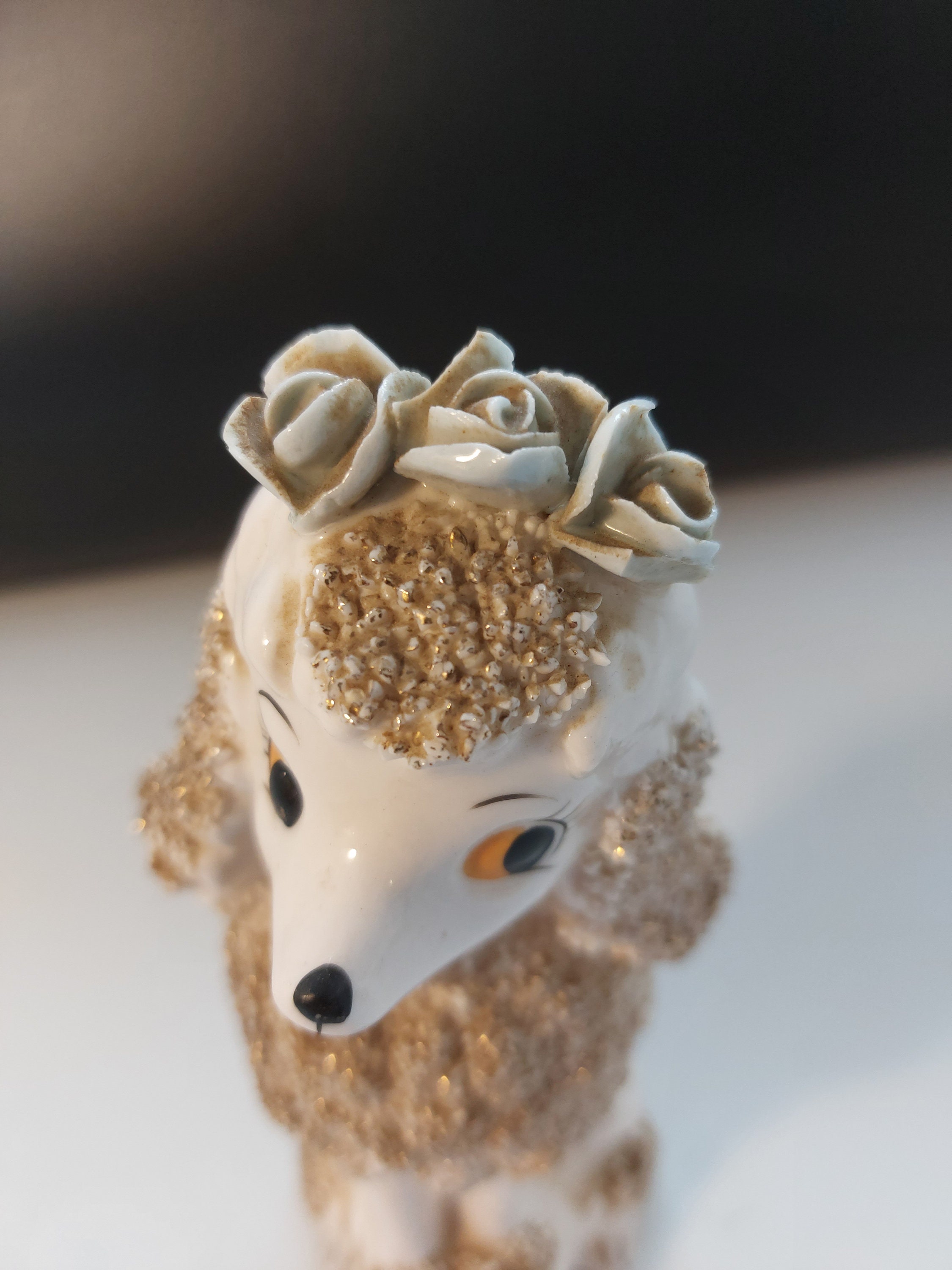 スパゲッティ プードル 置物 ヴィンテージ 磁器 犬 擬人化犬 金の首輪