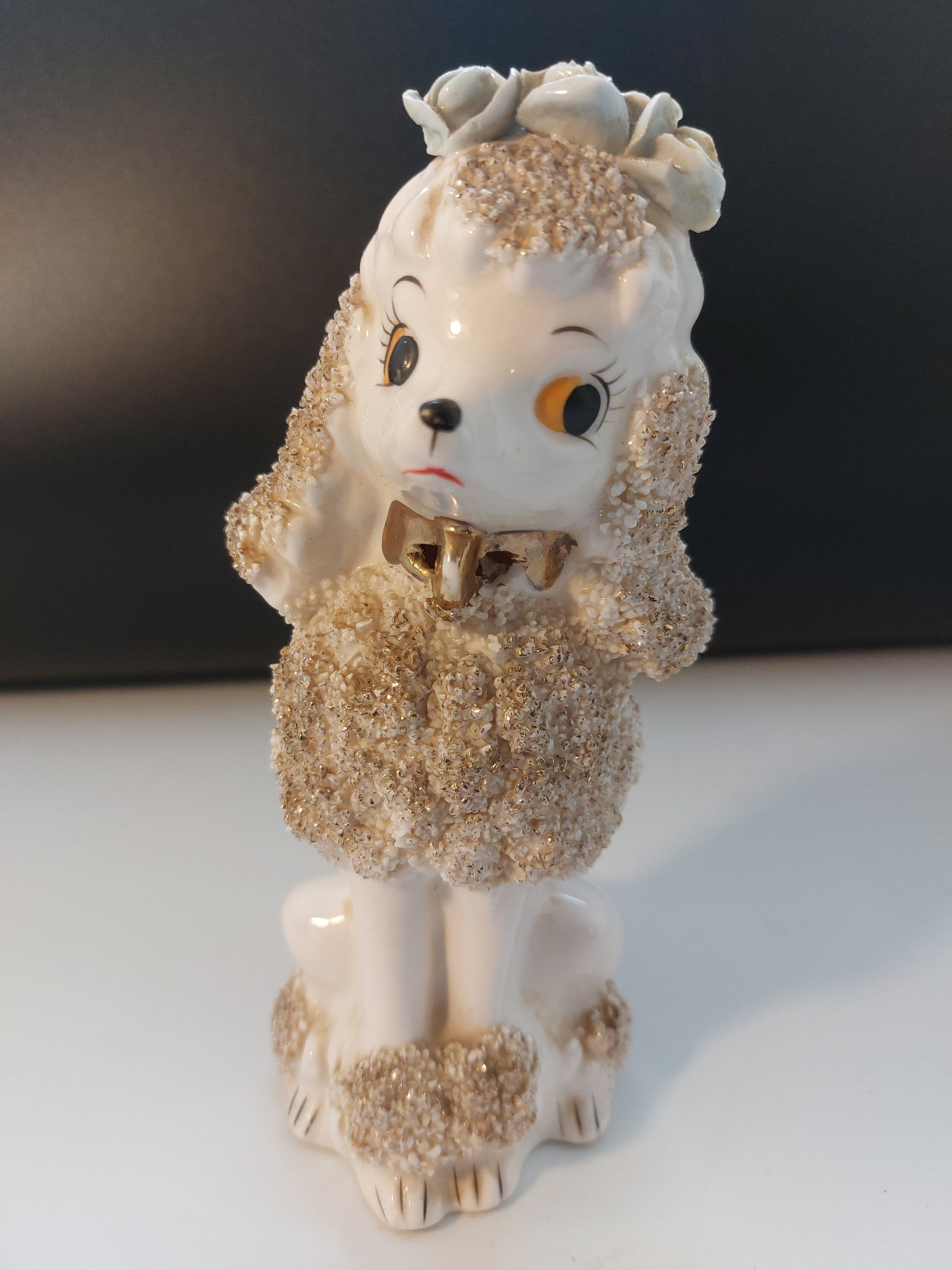 スパゲッティ プードル 置物 ヴィンテージ 磁器 犬 擬人化犬 金の首輪 