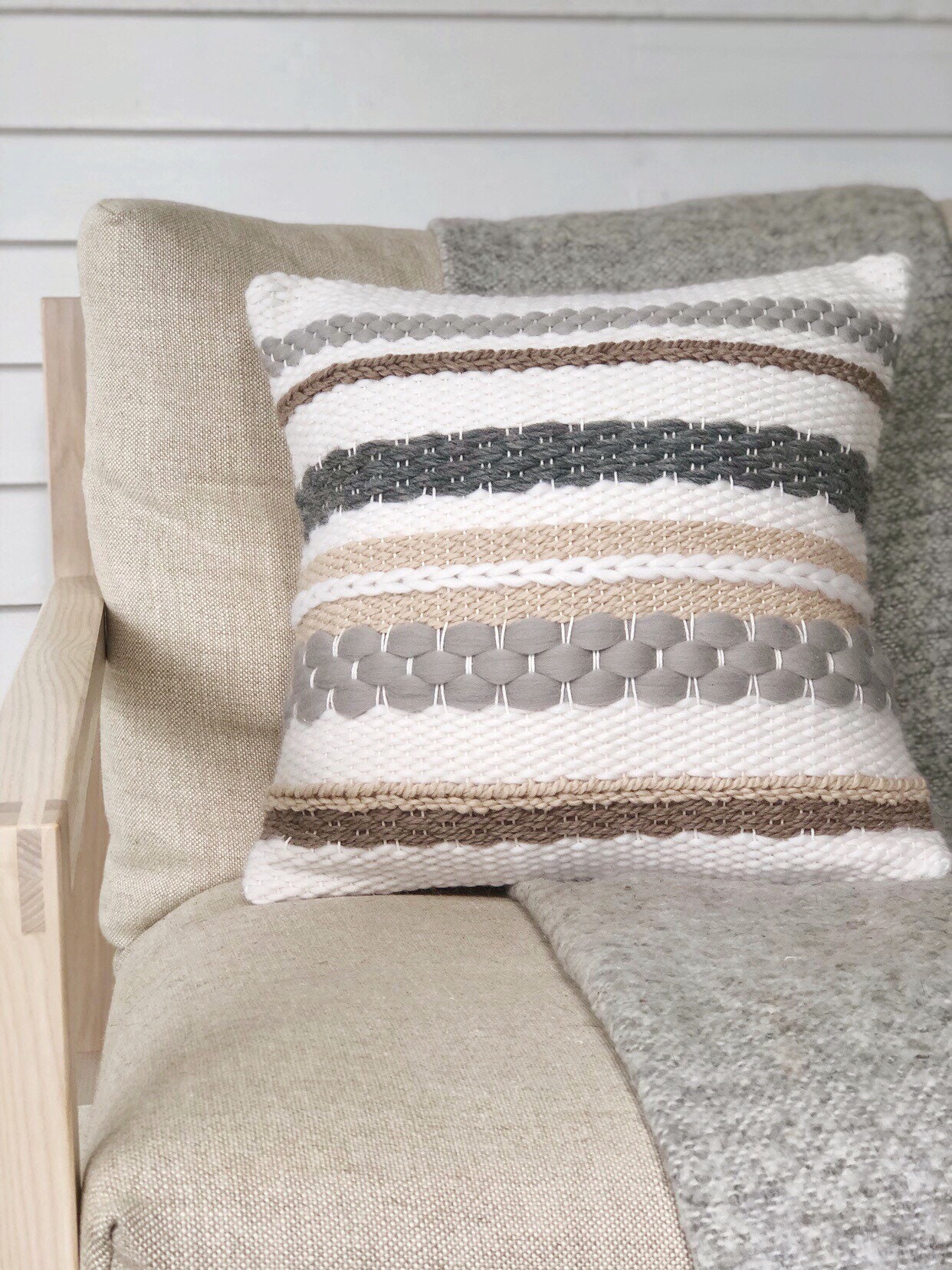 Pillow weaving kit intermediate / Woven pillow kit / Large Etsy