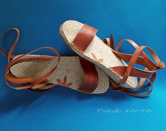 Sandalia espadrille plana ECO. Sandalia espadrille boho suela yute natural. Espadrille tiras piel curtido vegetal. Alpargata descalza plana
