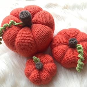 Crochet Pattern Trio of Pumpkins image 2