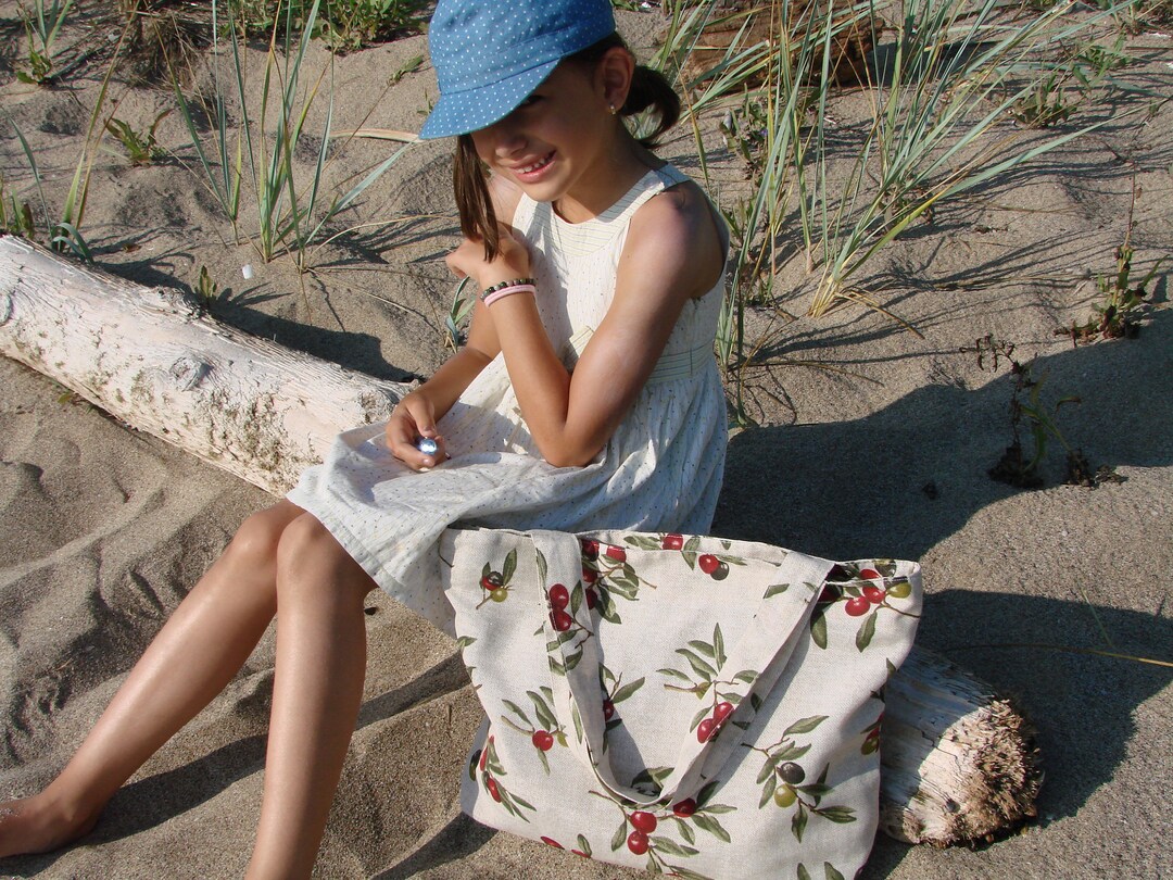 Olives Tote Bag Weekend Bag Canvas Tote Olive Branches Bag Gift for Mom Zipped Tote Olives Gift