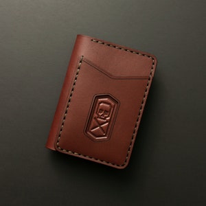 Personalized Men's Leather Slim Bifold Wallet Custom Skull Engraved