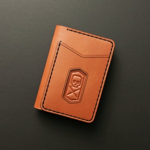 Personalized Men's Leather Slim Bifold Wallet Custom Skull Engraved