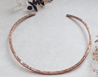 Textured Copper Choker - statement hammered or stamped cuff necklace, rustic torc, layering celestial wire necklace with stars