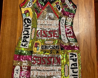 Vestido de lentejuelas de los 90 con envoltorio de caramelo: Collizioni francés vintage con cuentas Pop Art, talla pequeña (Nuevo texto)