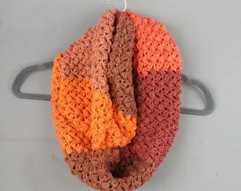 Textured "Bean" Infinity Scarf (Cinnamon Swirl)