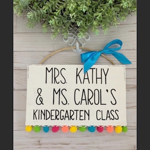 teaching partners name classroom sign, Dorm room door sign, wood fringe name sign, personalized partner teachers sign, sign for classroom