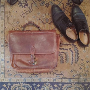 Vintage Leather Messenger Bag / Leather Briefcase / Vintage Shoulder Bag / Mans Briefcase / Vintage Satchel / boho leather