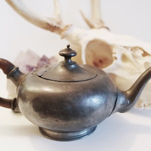 Old teapot/ Vintage Silver Tea Kettle / vintage pewter / antique teapot