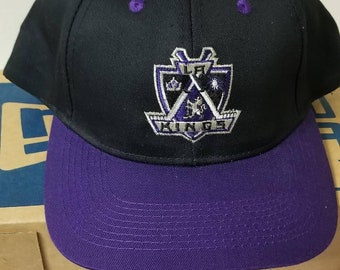 la kings purple hat