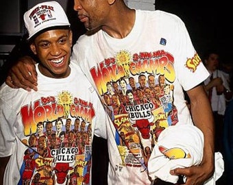NEW 90s LARGE Salem Sportswear Shirt, Chicago Bulls, 1993