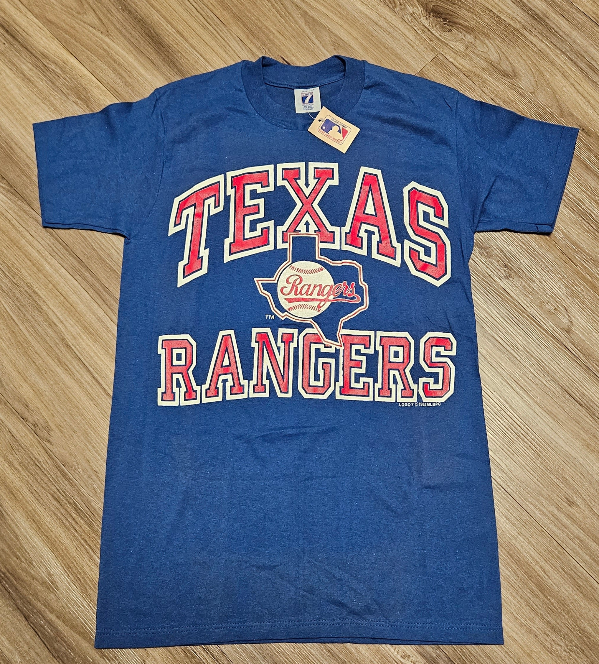 Majestic Team Apparel Mens Red Graphic T Shirt - Texas Rangers - Size M