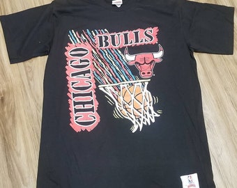 NEW 90s men's Large XL bulls shirt, Chicago bulls tee Scottie Pippen, Michael Jordan Dennis Rodman, chicago bulls shirt
