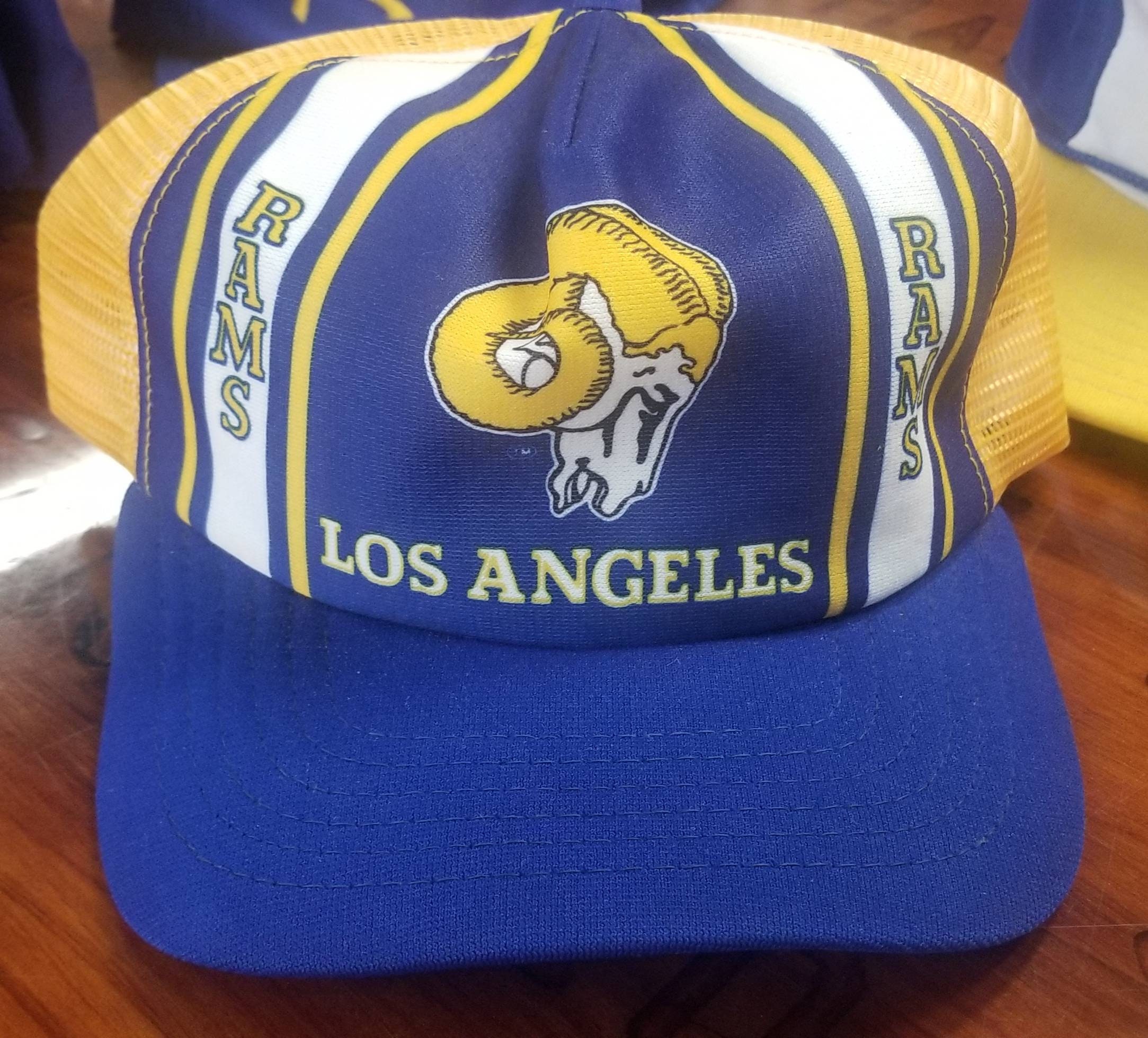 La rams hotsell trucker hat