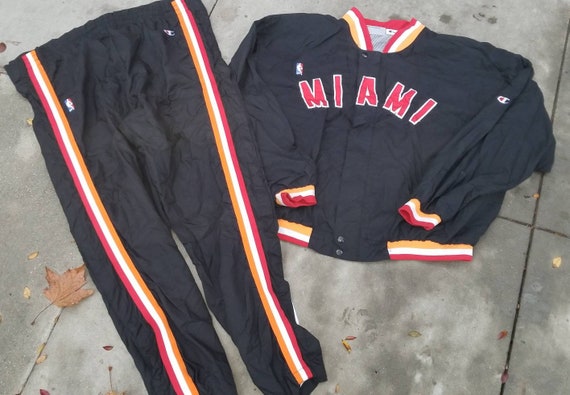 Vintage 1990s basketball warm - Gem