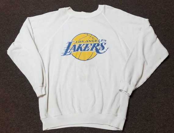 Vintage Los Angeles Lakers Sweatshirt Size Small – Yesterday's Attic