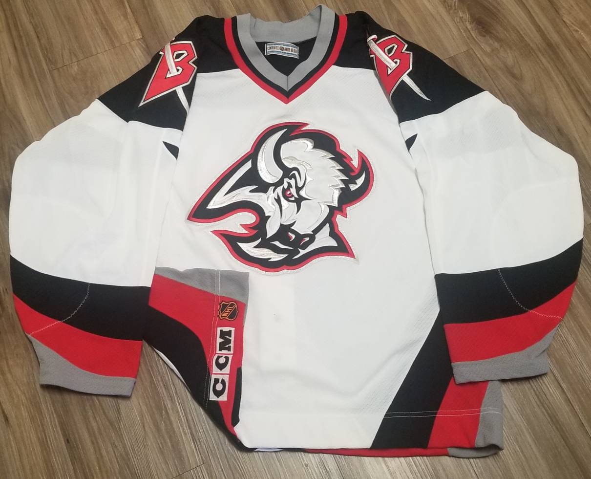 Buffalo Sabres Goat Jersey - Red Starter Fashion Jersey Large (Reverse Retro)