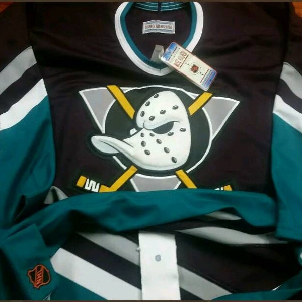 New LARGE mighty Ducks jersey,1993 mighty ducks jersey, 90s ducks jersey,vintage ducks jersey,ducks authentic jersey,Anaheim ducks jersey