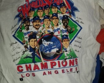 1988 YOUTH large dodgers world series shirt,1988 dodgers world series tee,vintage dodgers shirt