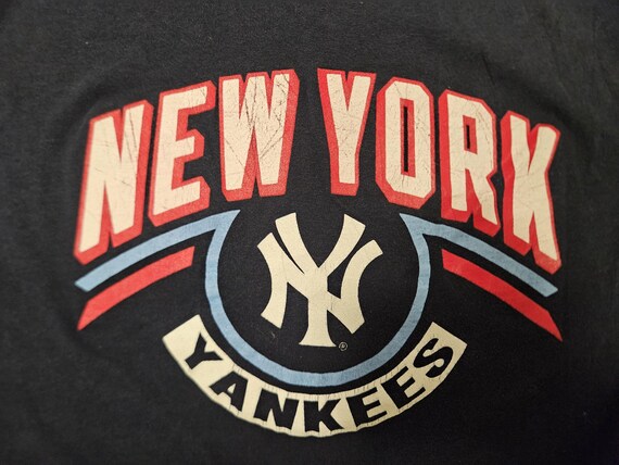 1980s new york yankees shirt,80s Yankees shirt,vintage Yankees shirt,Yankees champion shirt,Yankees single stitch shirt View 2