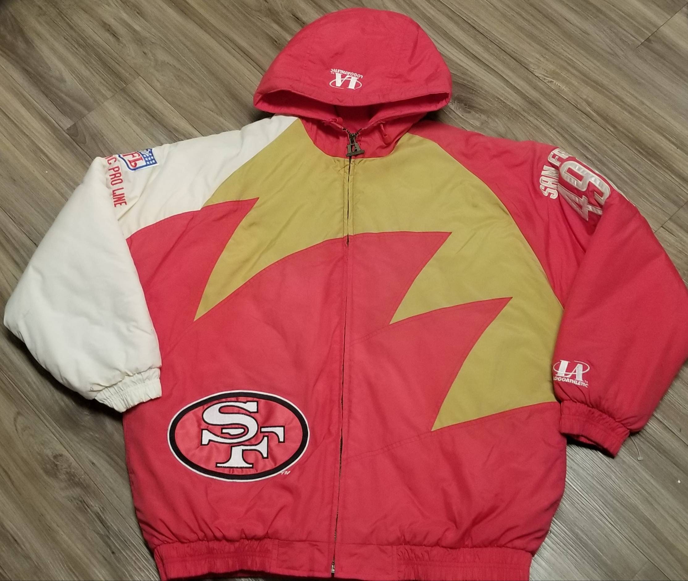 JACKET CLEAROUT - PLUS SIZES Mitchell & Ness SHARK TOOTH BOSTON