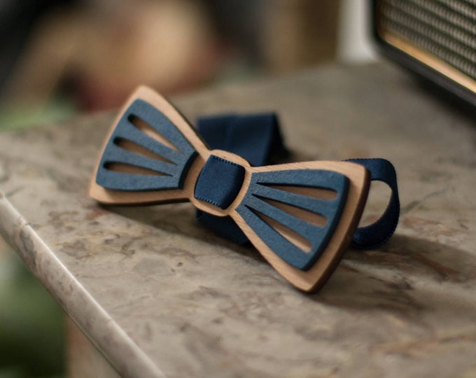 Mens wooden bow tie "moustache", christmas outfit, mens gift idea, lasercut engraved and hand painted