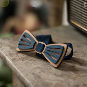 Mens wooden bow tie "moustache", christmas outfit, mens gift idea, lasercut engraved and hand painted