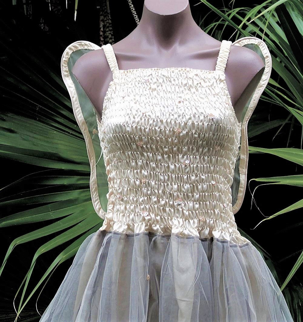 PLUS SIZE Women's Fairy Dress with Wings - (Size: AUS 18-24) - Cream & Silver PLUS SIZE Women's Fairy Dress with Wings - (Size: AUS 18-24) - Cream & Silver
