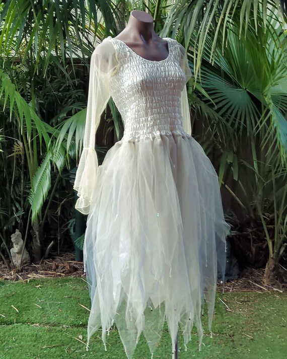 Cream dress size 16 hot sale
