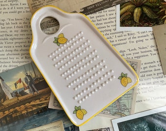 Vintage Ceramic Lemon Zester / Farmhouse Fruit Grater / White Lemon Lime Grater