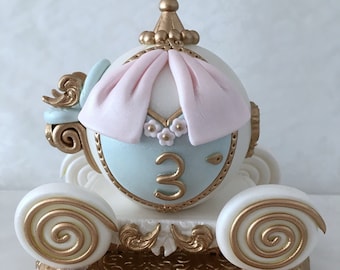 Cinderella Carriage Fondant Cake Topper. Princess Edible Topper. Princess Birthday Party Cake Topper. Cake Decoration. Girl Birthday Topper.