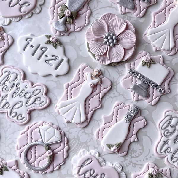 Bridal Shower cupcake toppers/ Edible Bridal cupcake toppers/Bachelorette party fondant cupcake toppers/Blush pink shower/Bride to be topper
