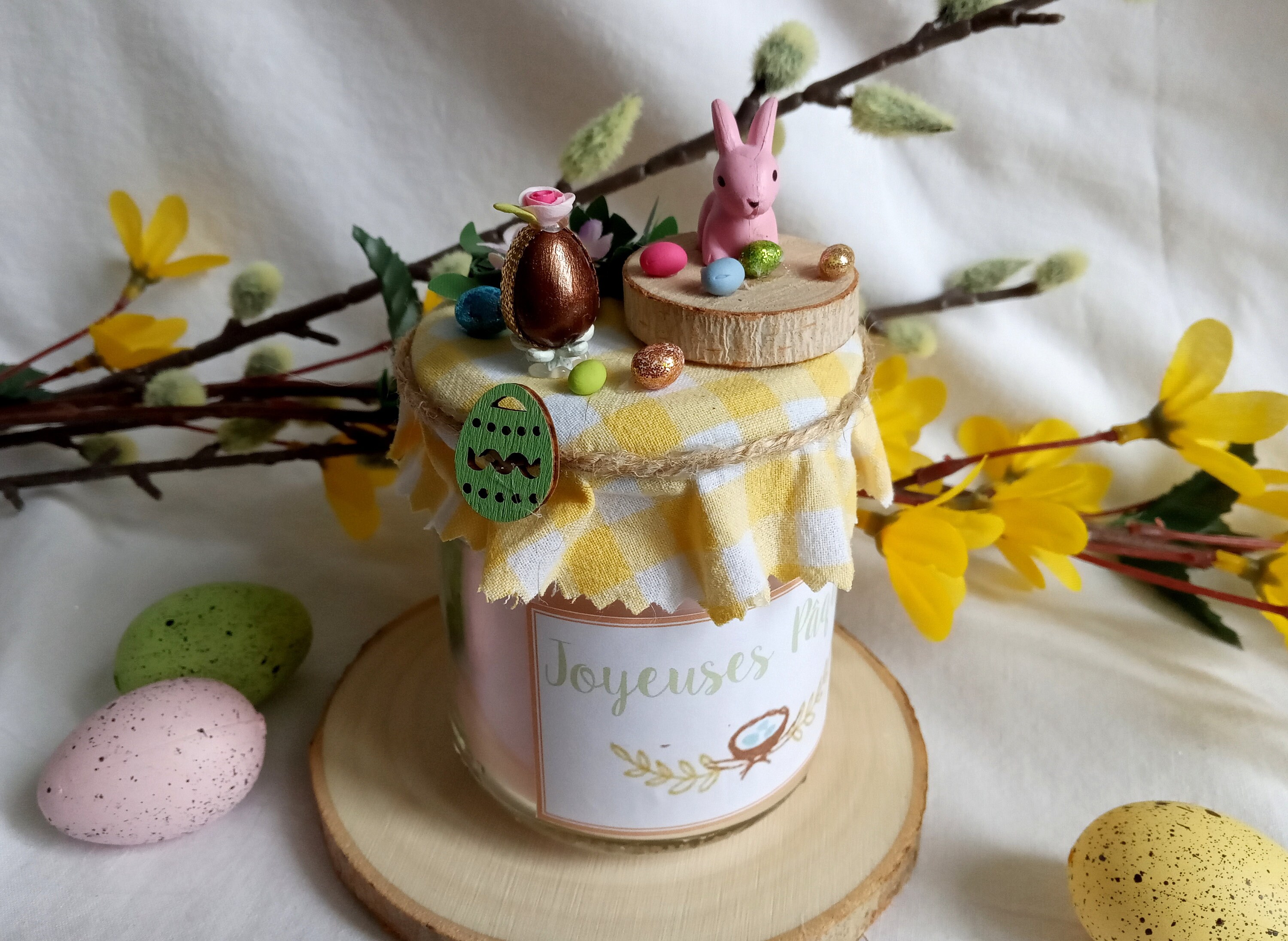 Bougie Rose Pâques , Lapin et Oeufs Miniatures