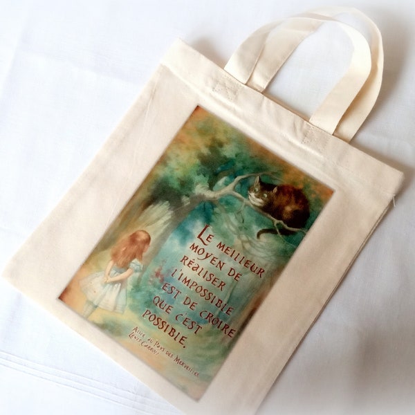 Petit tote bag couleur, alice au pays des merveilles, image et citation , 26 x 22 cm