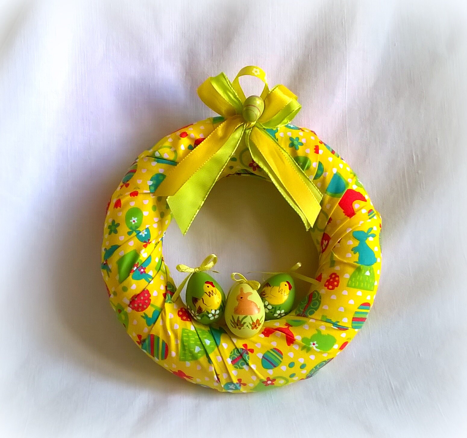 Couronne Pâques Jaune, Décoration Enfants , Oeufs, Rubans 22 cm Diamètre