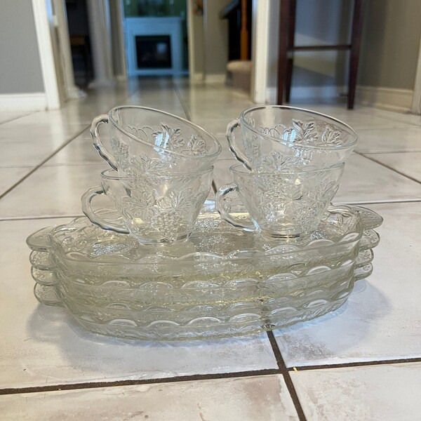 Vintage Anchor Hocking Glass Grape Pattern Luncheon or Snack Set Tea cup and Plate or Tray Set of 4