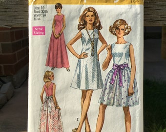 1969 Simplicity Misses Dress in Two Lengths with Overskirt Sewing Pattern 8641 Maxi Dress Sewing Pattern Vintage Womens Dress Sewing Pattern