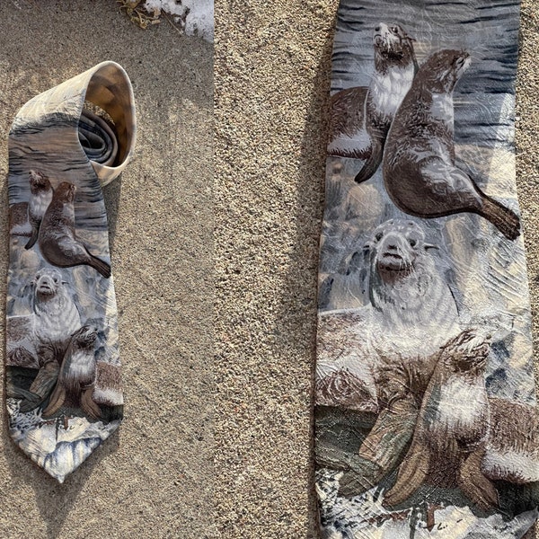 Vintage Mens Endangered Species Sea Lion Silk Neck Tie / Sea Lion Tie / Sea Lion Necktie