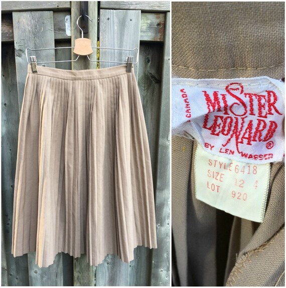 Vintage 1980s Beige Mister Leonard Long Pleated Sk