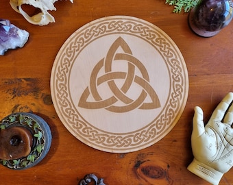 Triquetra Altar Tile // Celtic Trinity Knot Tile // Magickal Decor