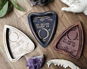 Plato de baratijas con planchette // Bandeja mágica para joyas de brujas // Artículos de madera para el hogar