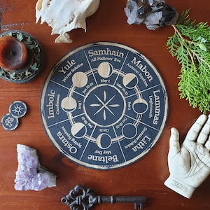 Moon Phase Wheel of the Year // Pagan Witch Calendar Board // Magickal Calendar