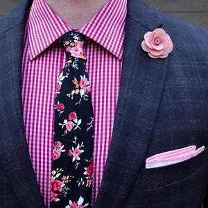 Black Floral Skinny Tie,Floral Tie, Retro Tie, Casual, Men's, Groomsmen , Vintage , Handmade , Wedding , Gift ,Skinny, Classic, Necktie,Prom