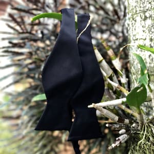 Solid Black Self Bow Tie Boyfriend Gift Men&#39;s Gift Anniversary Gift for Men Husband Gift Wedding Gift For Him GroomsmenGift for Friend