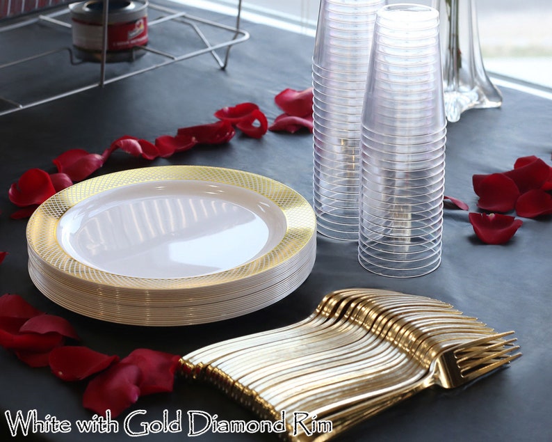 White Buffet Plates Buffet Party Package Wedding Party Supplies Metallic Diamond Design Disposable Plastic Tableware Forks and Tumblers