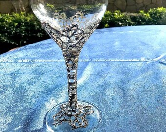 Vintage Wine Glass | Single Wine Glass | Wine Decor | Wine Gift | Unique Wine Glass | Wine Vase| Vintage Dinnerware | Dinner Party